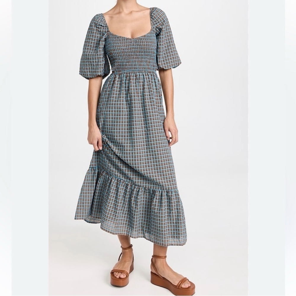Wayf Cut Out Smocked Tiered Midi Dress Summertime Vacation Size Large